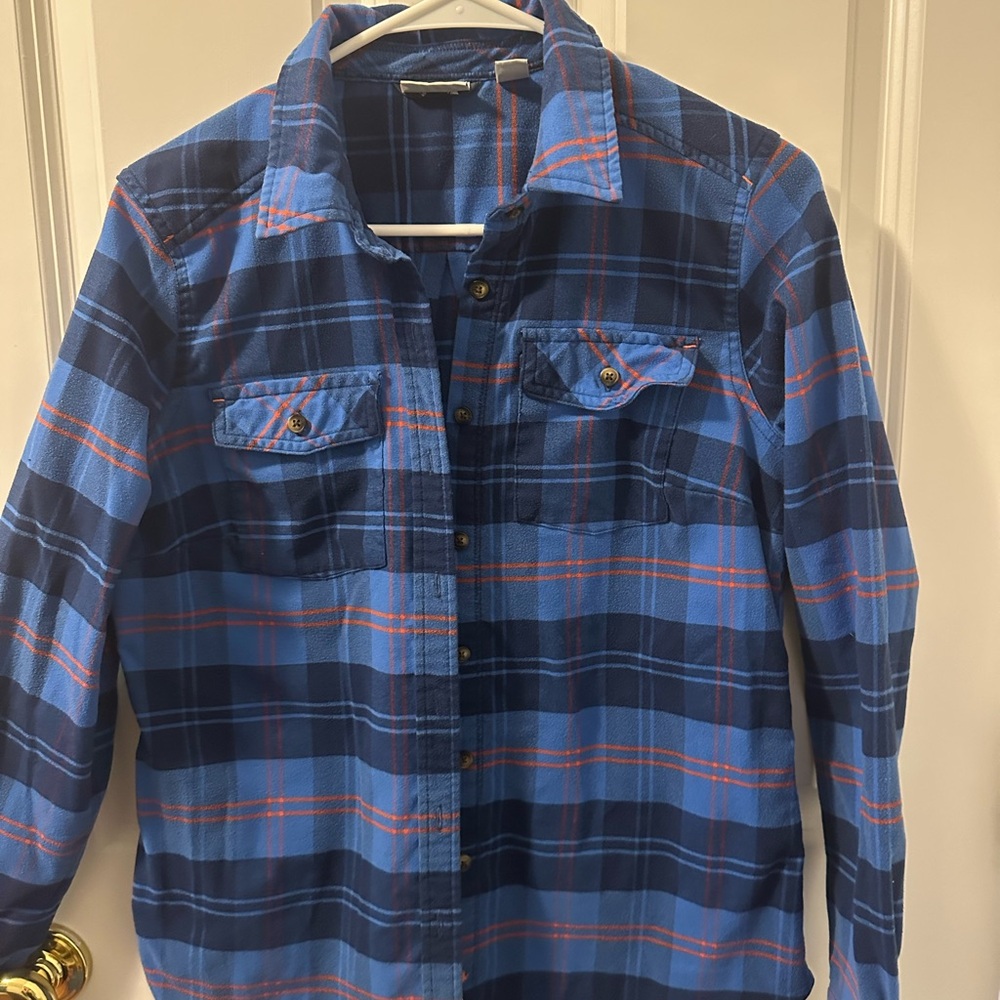 LL Bean Women’s plaid flannel-small